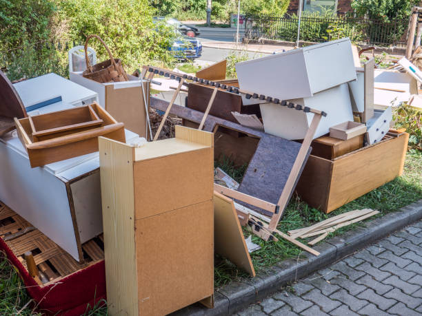 Best Construction Debris Removal  in Garrison, ND
